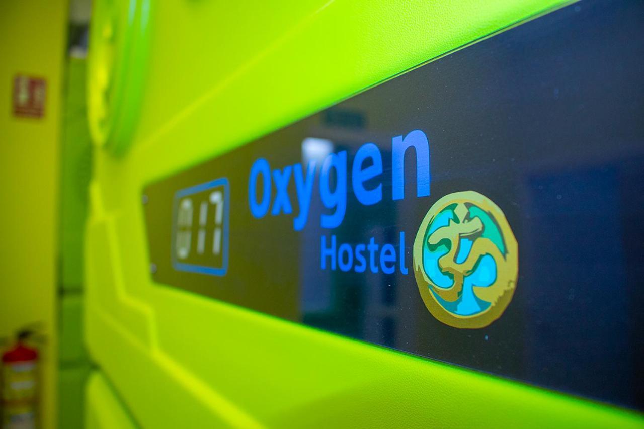 Oxygen Hostel Capsula 마드리드 외부 사진